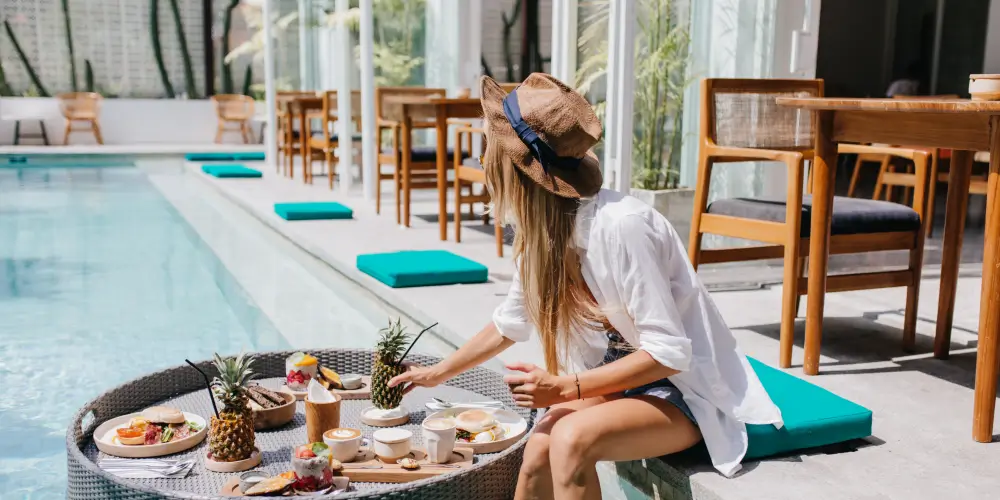 Luxury Villa Booking Site